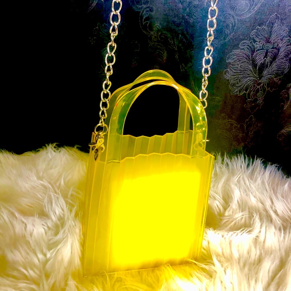 Yellow jelly purse